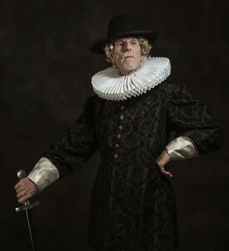 前职业篮球运动员